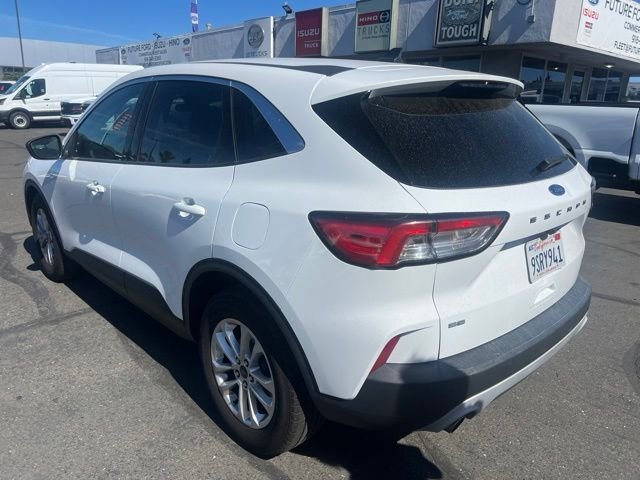 Used 2022 White Ford SE image 10