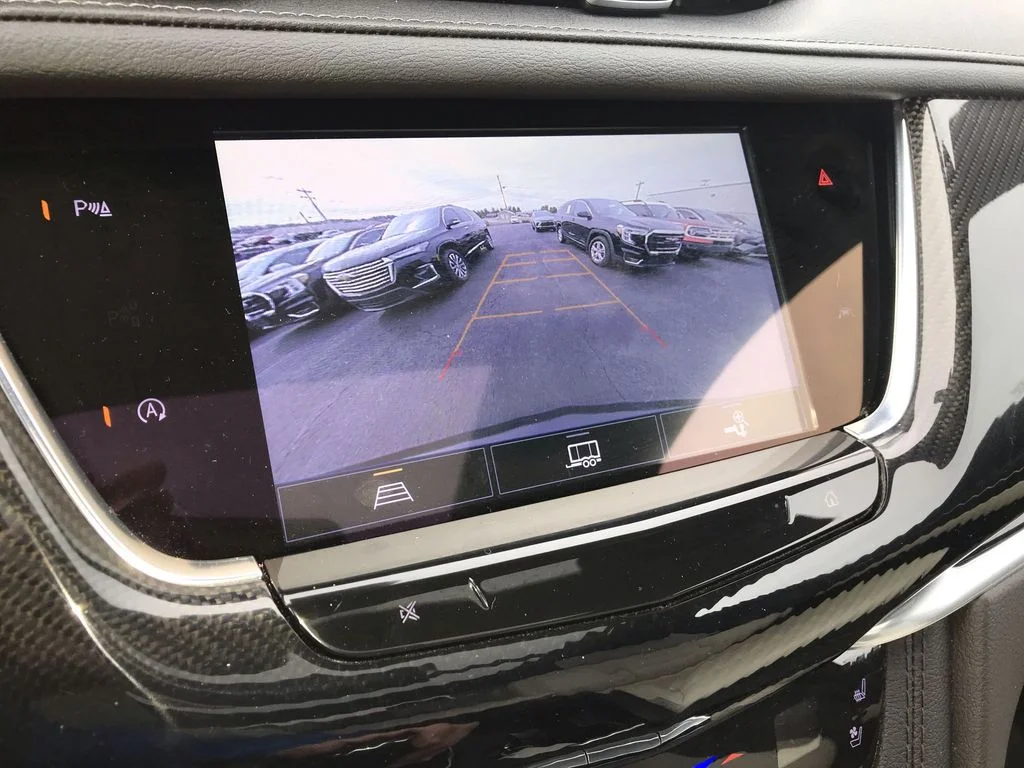 Used 2023 Black Cadillac Sport image 17