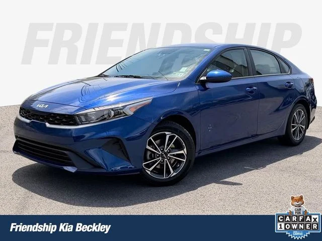 Used 2023 Blue Kia LXS image 1