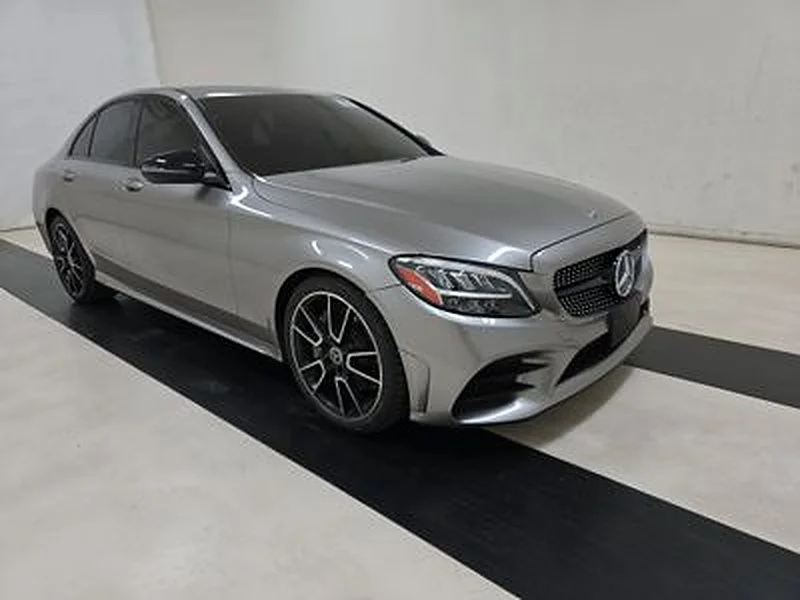 Used 2019 Silver Mercedes-Benz C 300 image 3