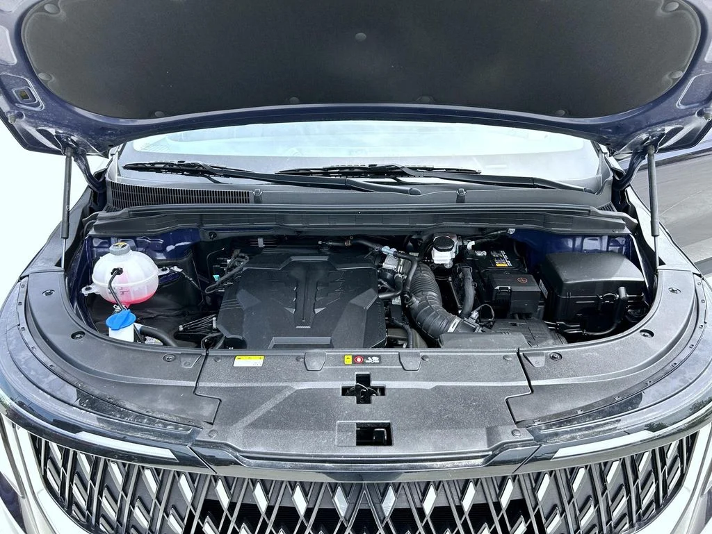 Used 2025 Blue Kia LXS image 25