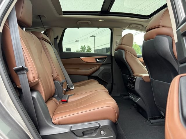 Used 2023 Liquid Carbon Metallic Acura Technology image 17