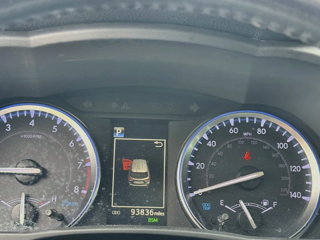 Used 2019 Black Toyota XLE image 12