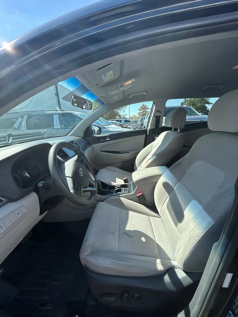 Used 2018 Black Hyundai SEL image 11