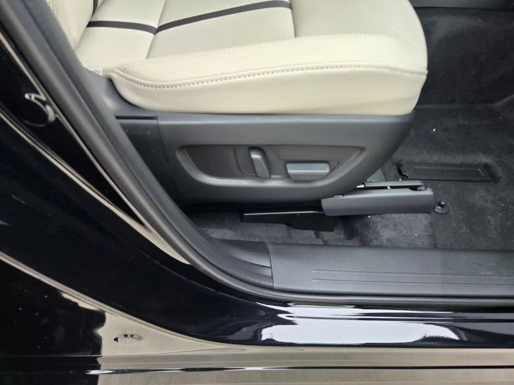 2026 Mazda CX-90 Preferred Package - Photo 5