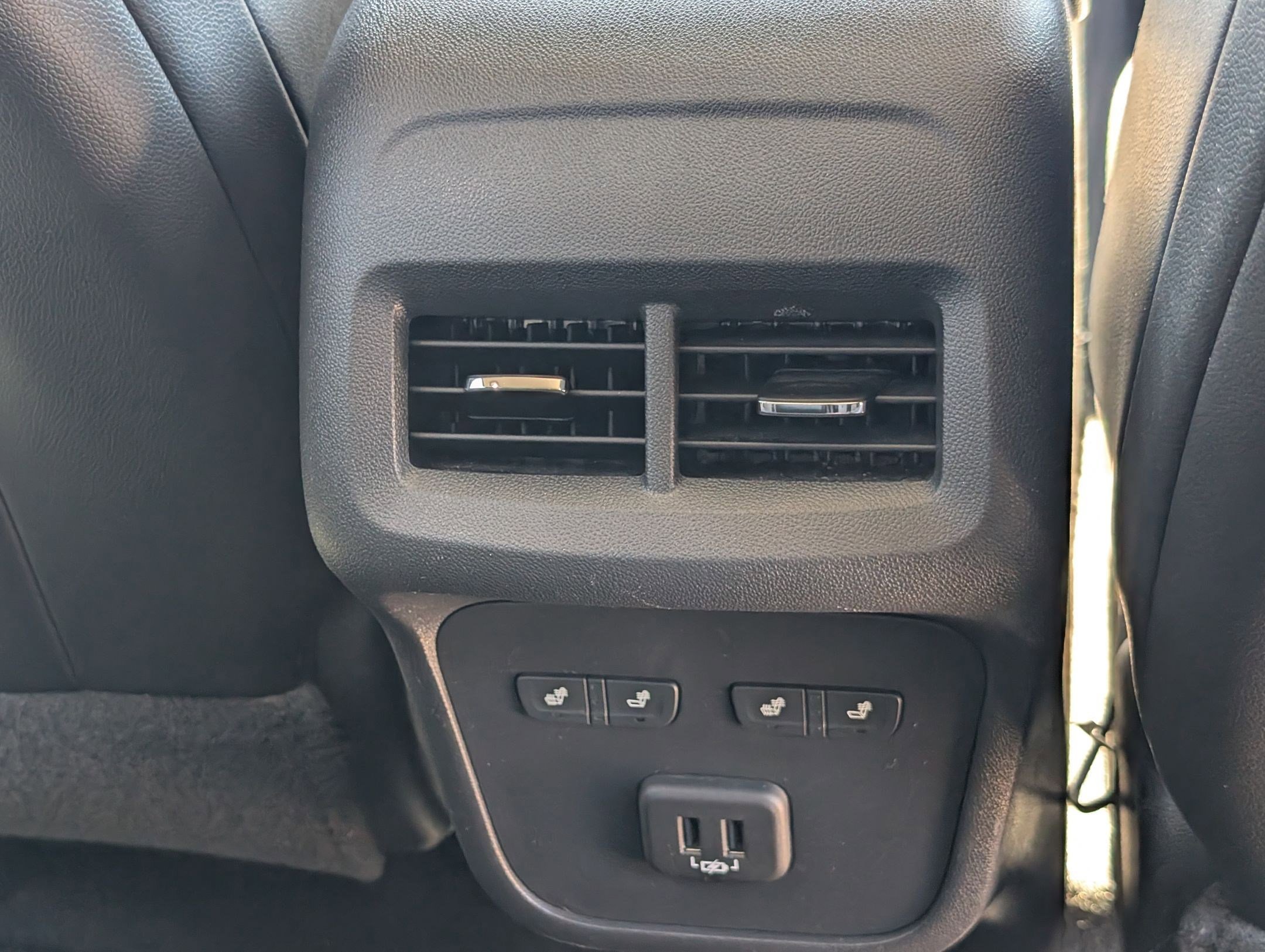 2020 Chevrolet Equinox Premier - Photo 25