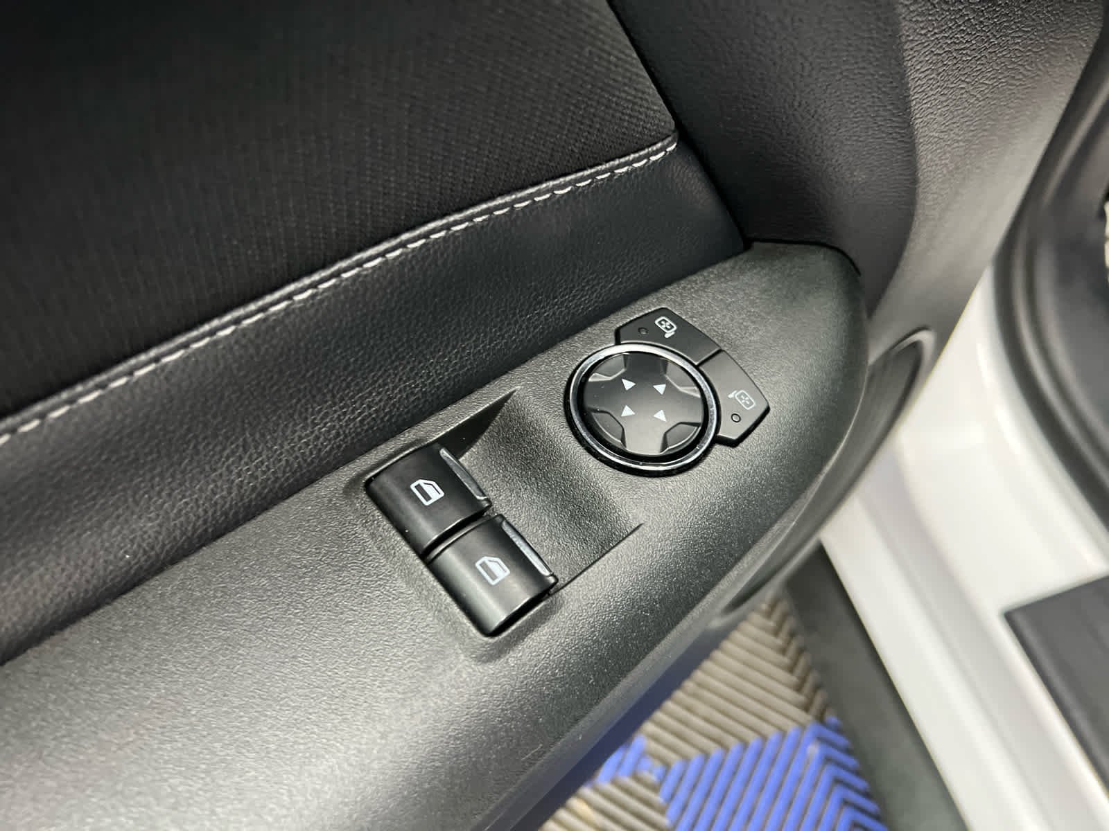 Used 2018 Oxford White Ford EcoBoost image 12