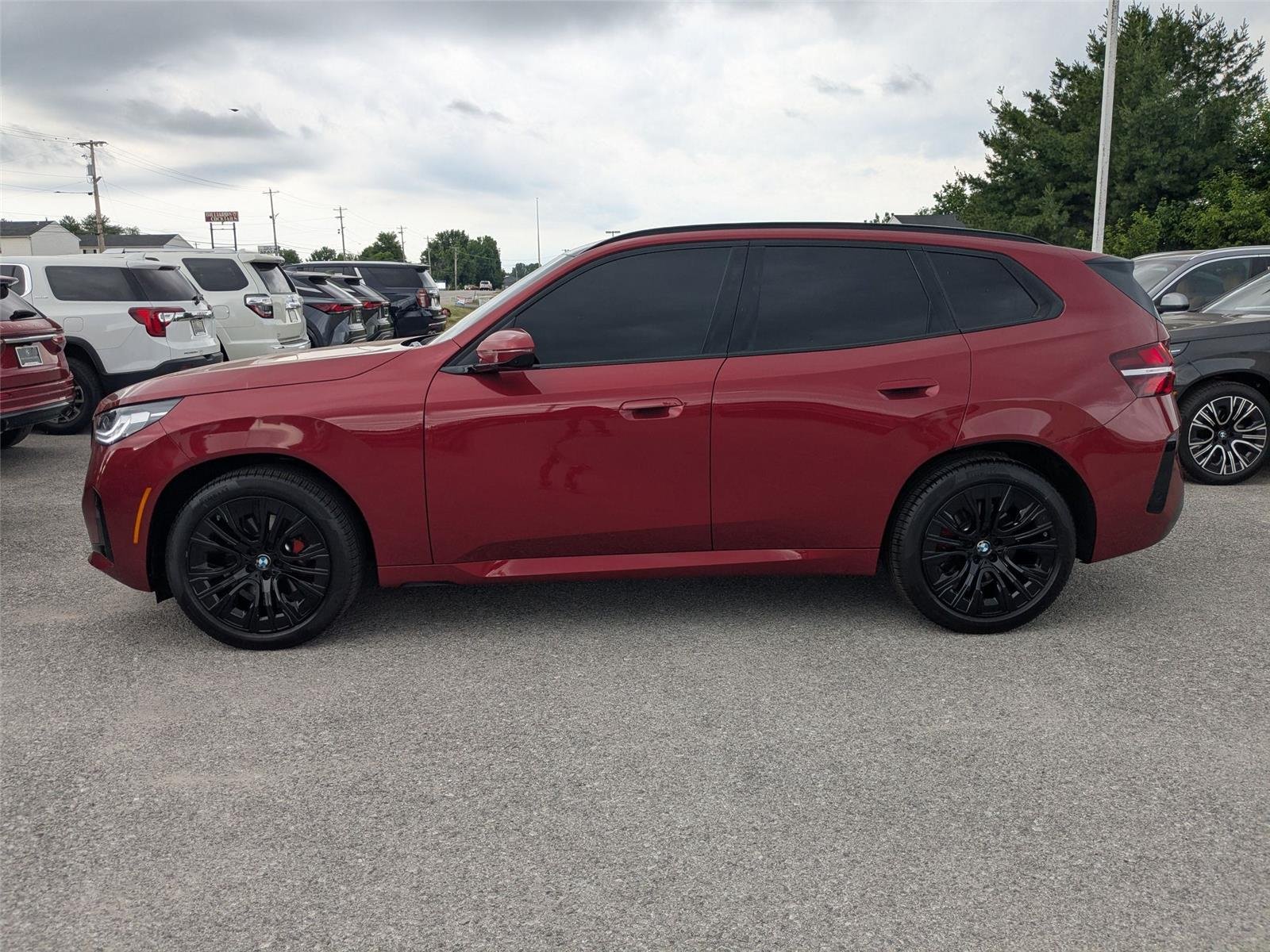 Used 2025 Vegas Red Metallic BMW 30 xDrive image 8