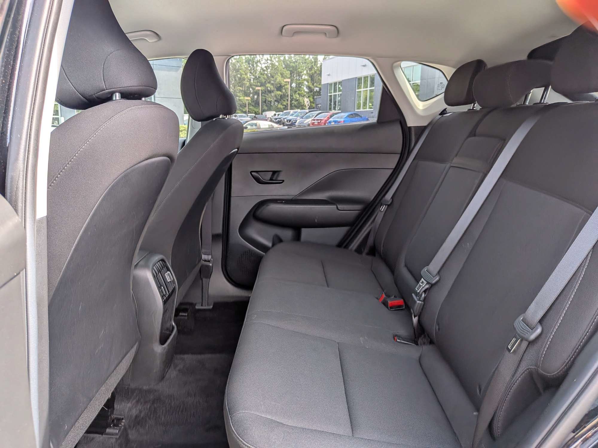 Used 2025 Black Hyundai SEL image 12