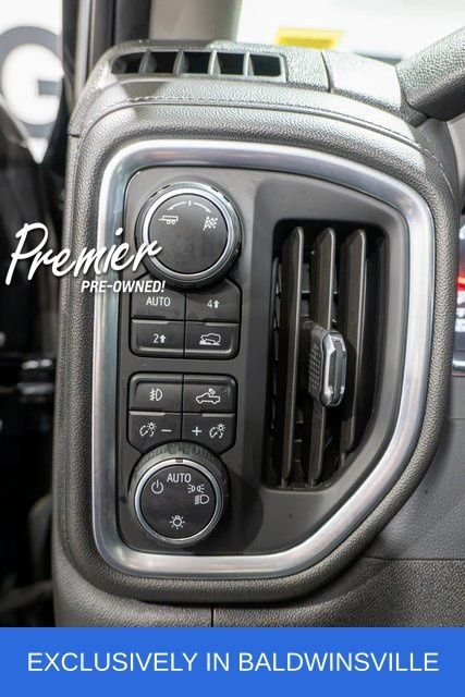 Used 2019 Black Chevrolet RST image 18