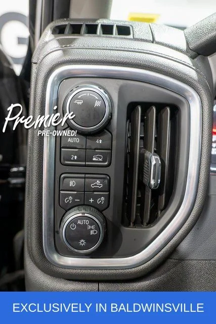 Used 2019 Black Chevrolet RST image 18
