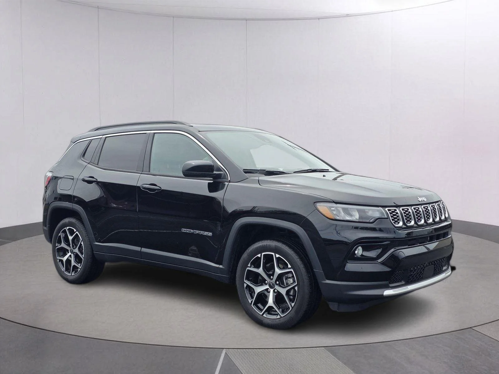 Used 2025 Diamond Black Crystal Pearlcoat Jeep Limited image 3