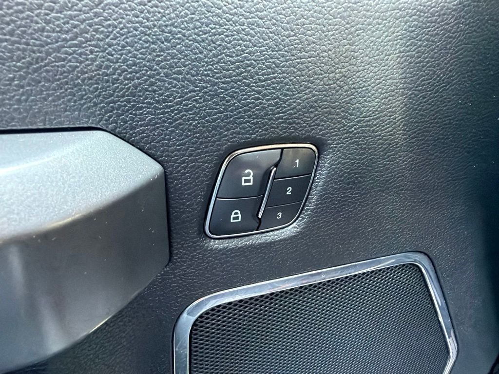 2017 Ford F-350 Super Duty Platinum - Photo 25