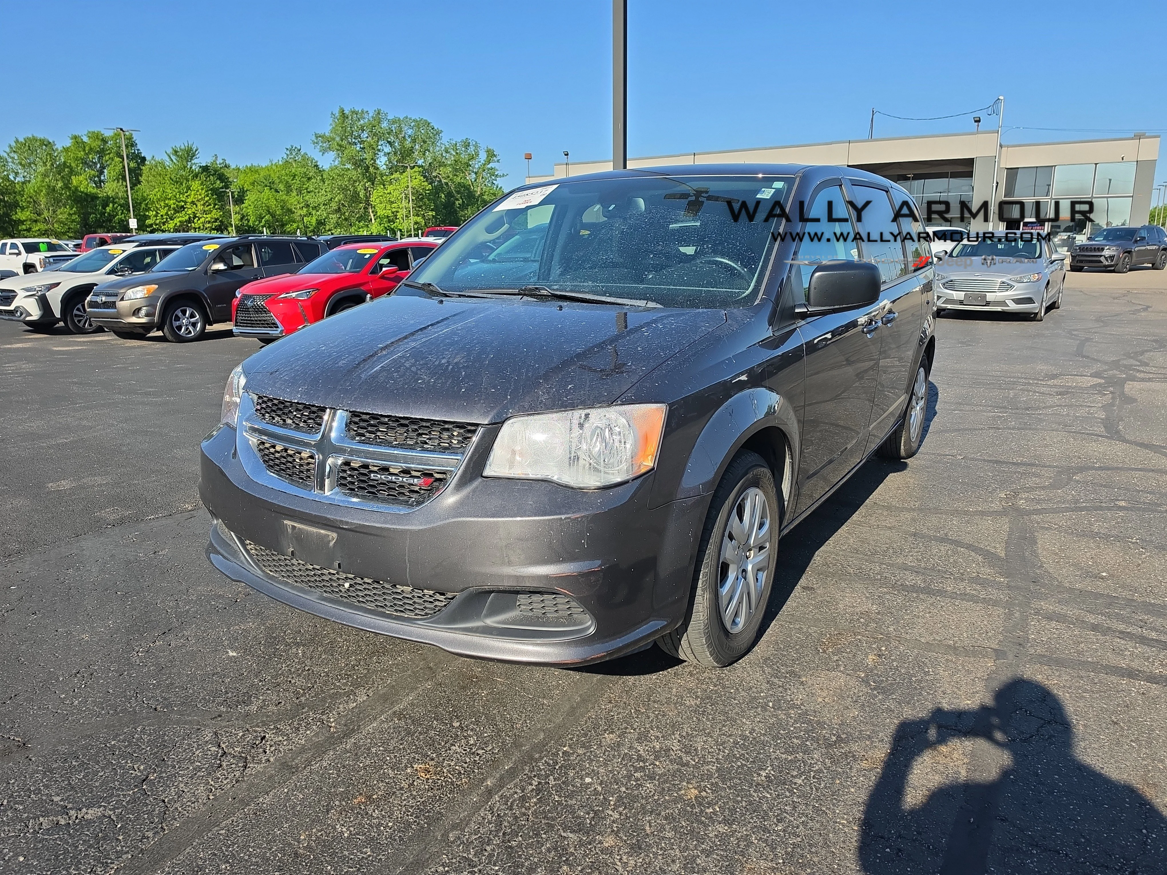 2018 Dodge Grand Caravan SE's photo