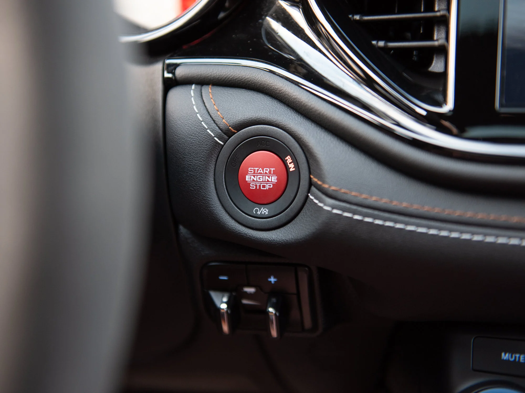 Used 2025 Red Dodge SRT Hellcat Brass Monkey* | 710 HP | 6.2L Supercharged V8 | Brembo Brakes image 28