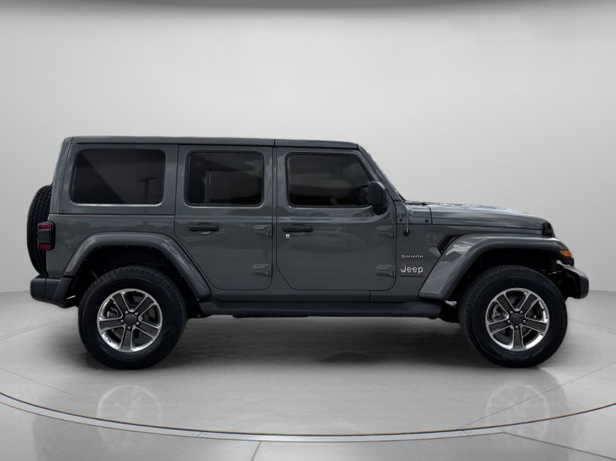 Used 2022 Sting-Gray Clearcoat Jeep Unlimited Sahara image 2