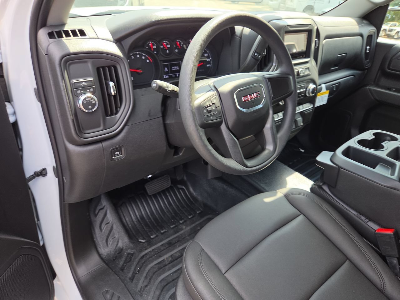 2026 GMC Sierra 1500 Pro - Photo 10