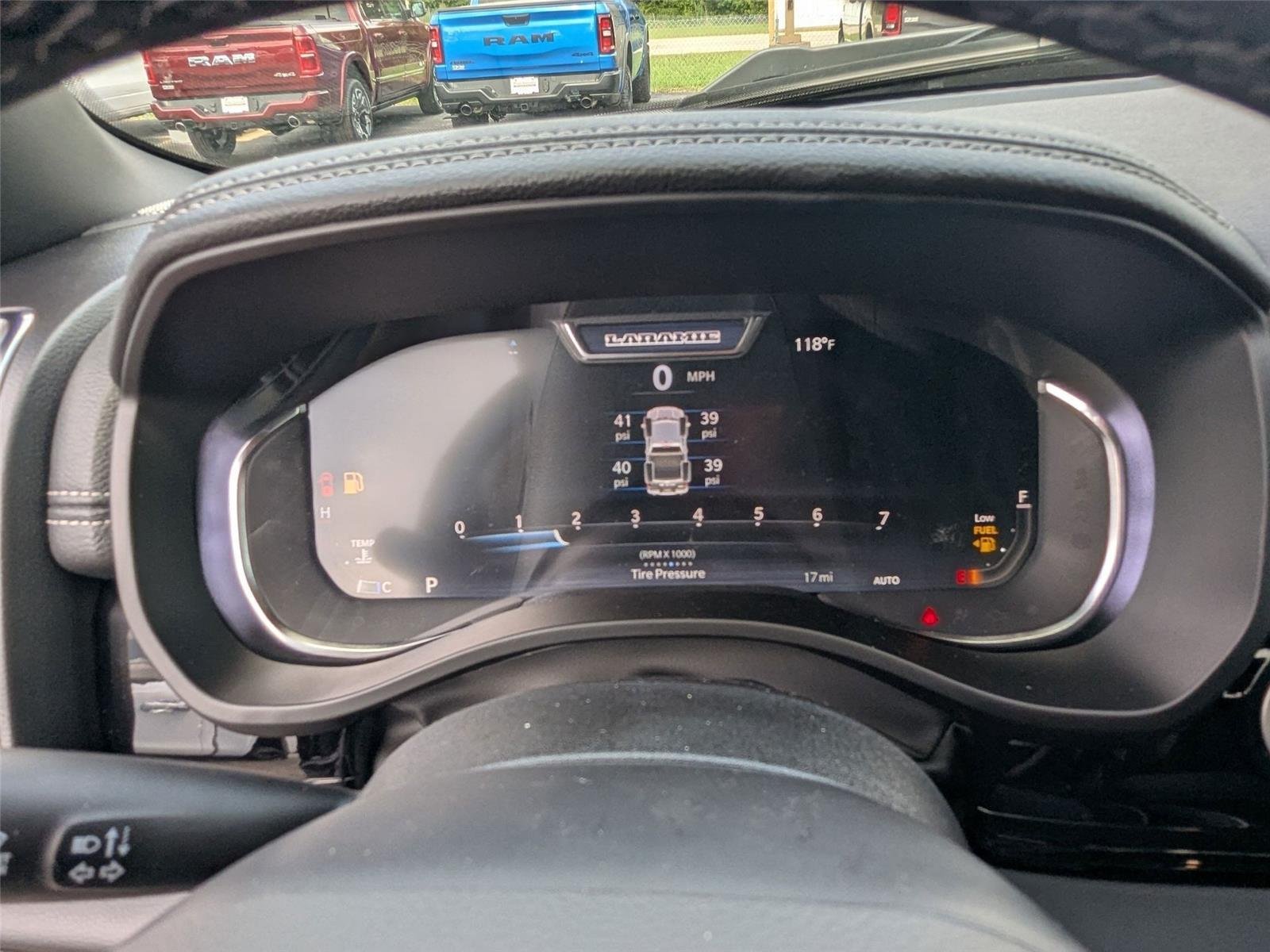 2026 RAM 1500 Laramie - Photo 10
