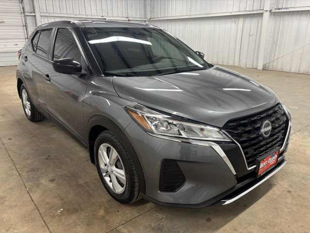 2023 Nissan Kicks S