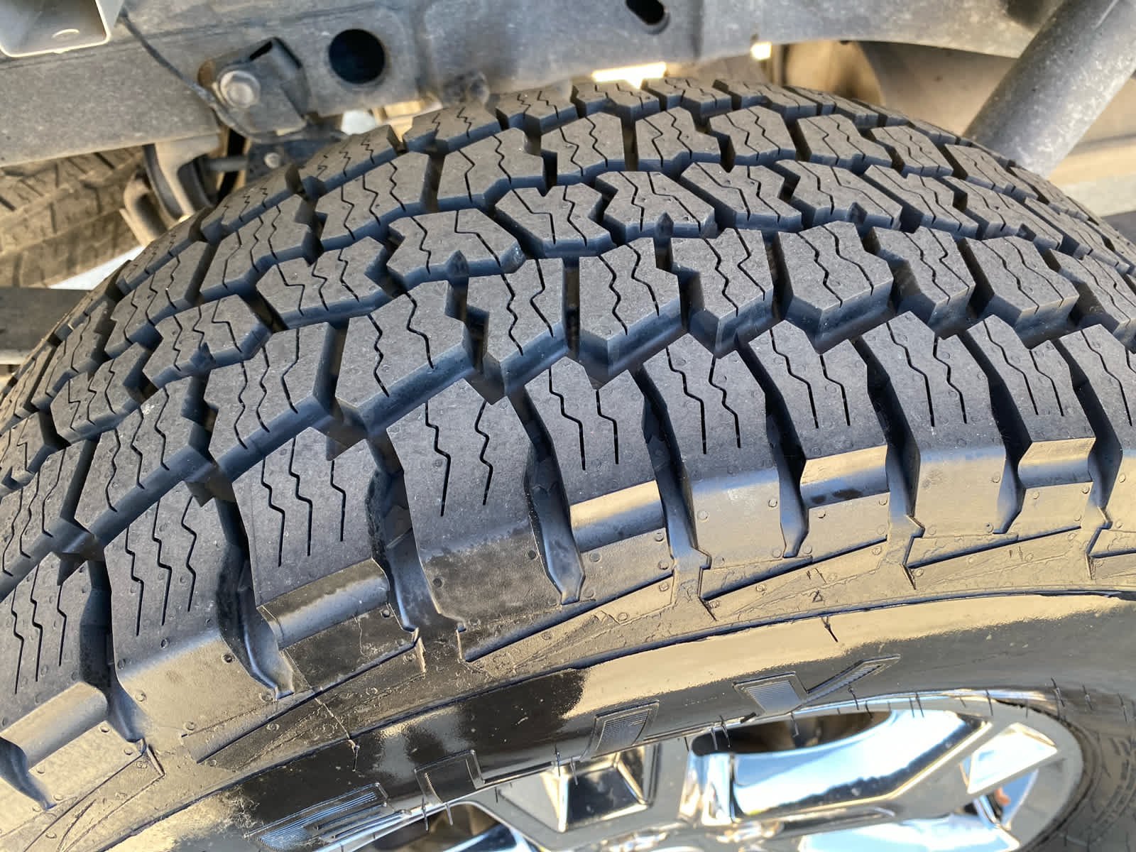 Used 2023  Ford XL image 24