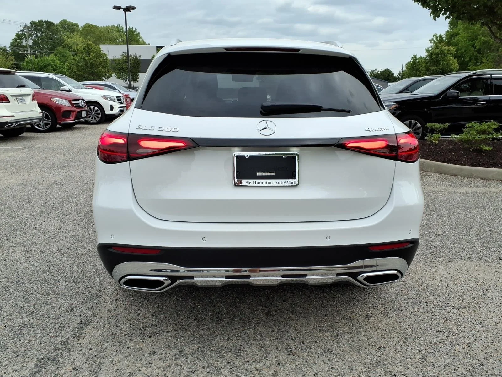 New 2026 WHITE Mercedes-Benz GLC 300 image 7