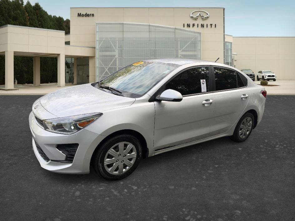 Used 2021 Silky Silver Kia S image 1