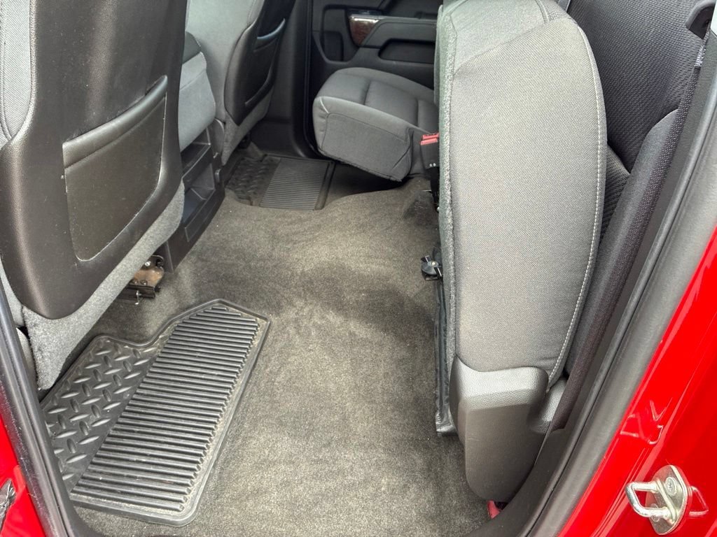 Used 2015 FIRE RED GMC SLE image 19