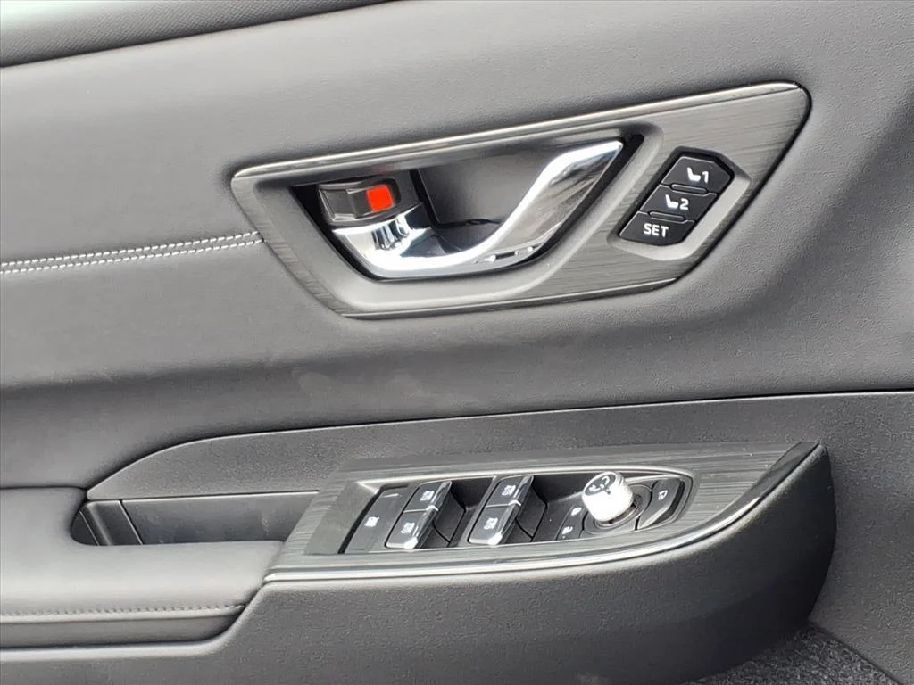 New 2026 CRYSTAL BLACK SILICA Subaru Touring XT image 15