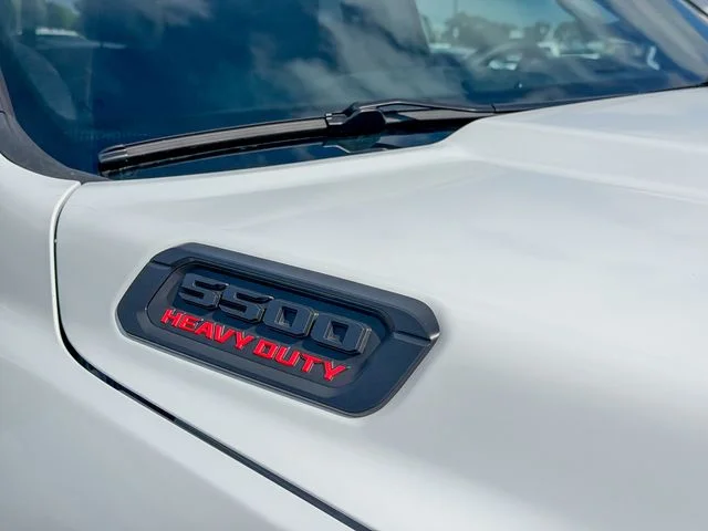 New 2026 Bright White Clear-Coat Exterior Paint RAM Tradesman image 6
