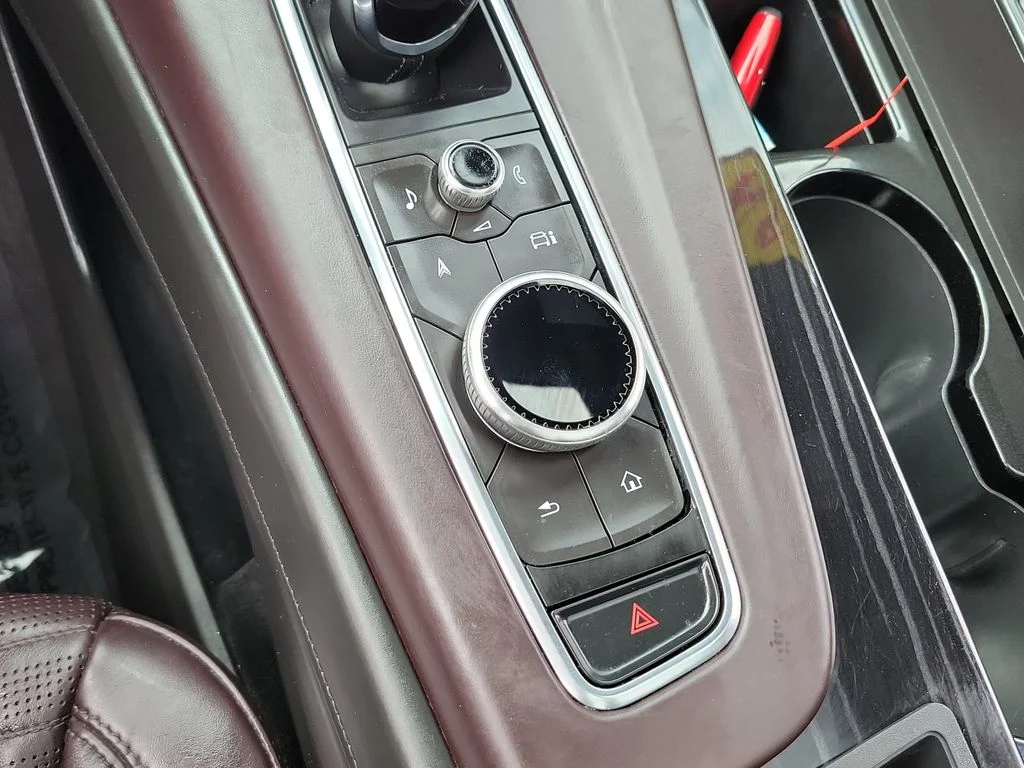 Used 2024 Black Cadillac V-Series image 39