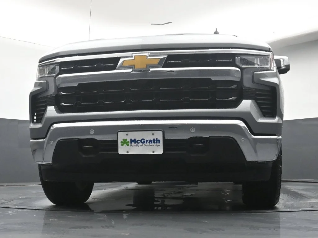 New 2026 Gray Chevrolet LT image 7