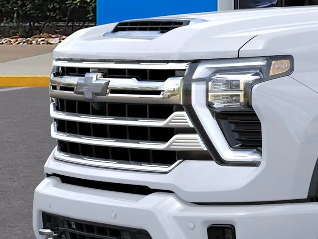 New 2026 Polar White Tricoat Chevrolet High Country image 13