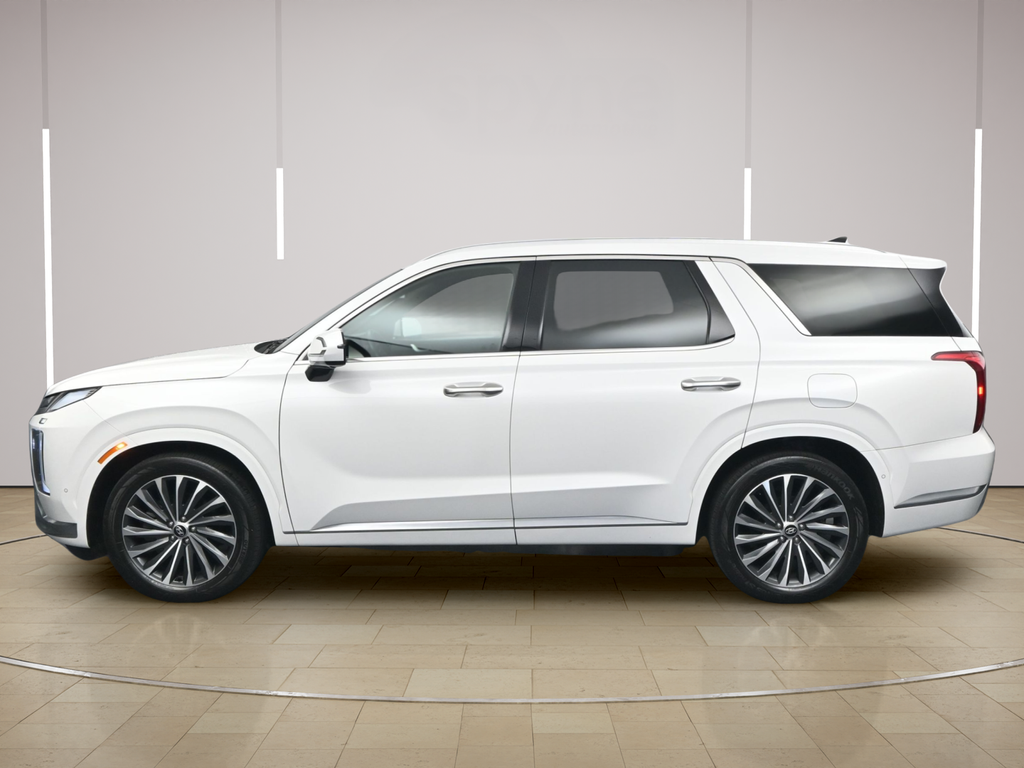 Used 2023 White Hyundai Calligraphy image 2