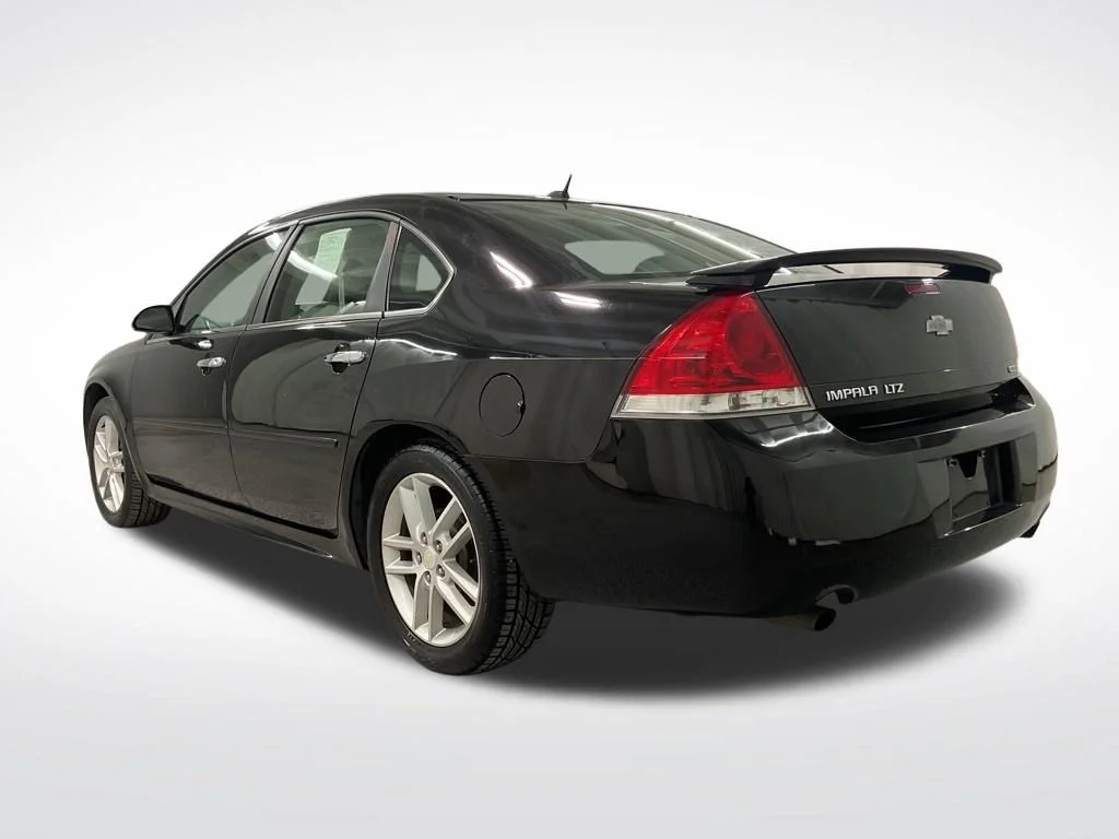 Used 2014 Chevrolet Impala 1LZ with VIN 2G1WC5E37E1122912 for sale in Morton Grove, IL