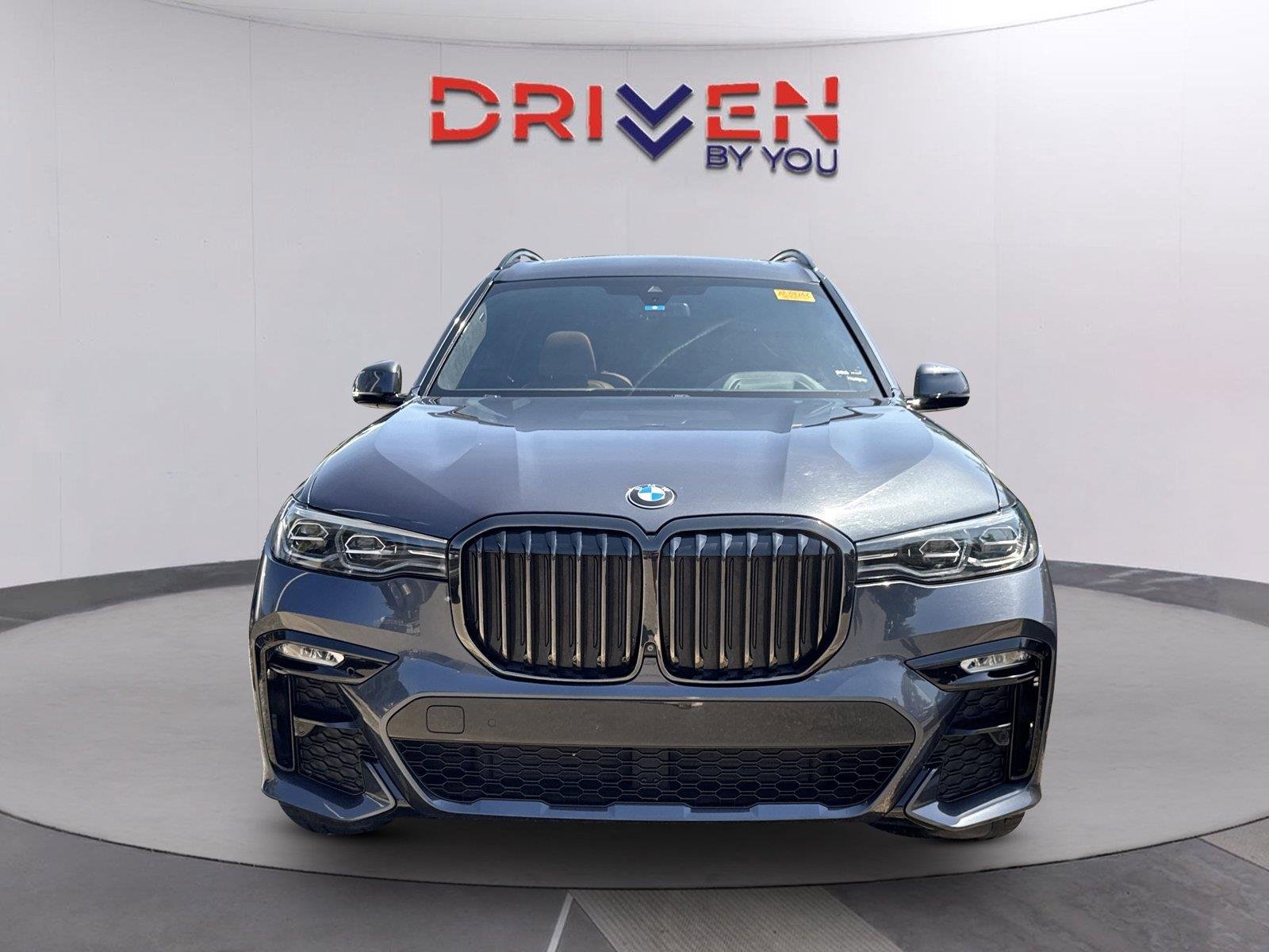 Used 2022 Arctic Grey Metallic BMW xDrive40i image 8