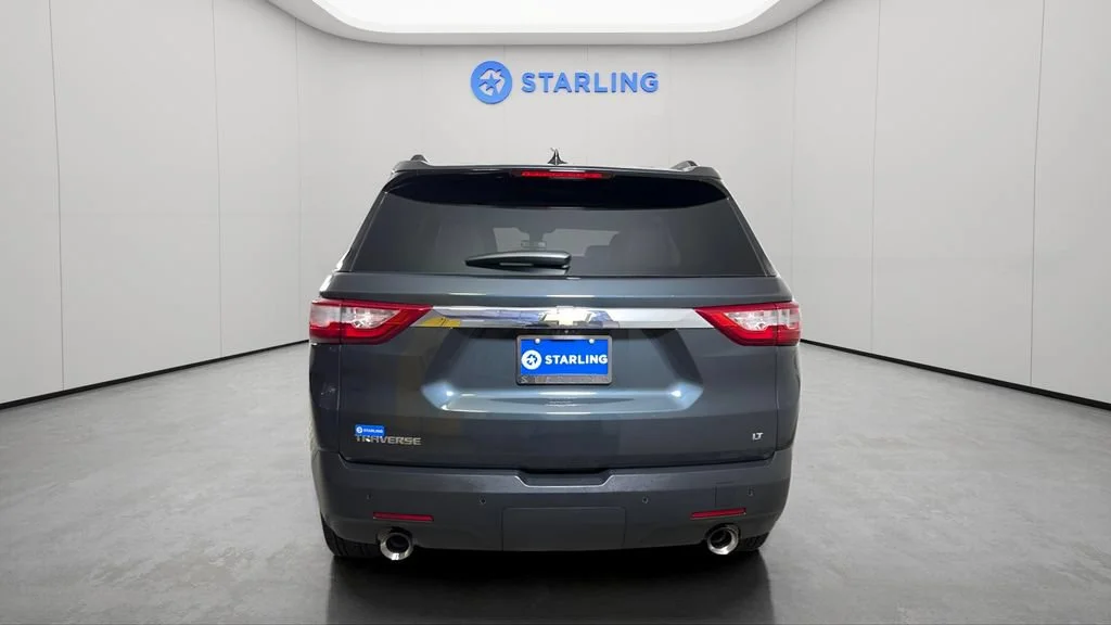 Used 2019 GRAPHITE METALLIC Chevrolet LT Leather image 7