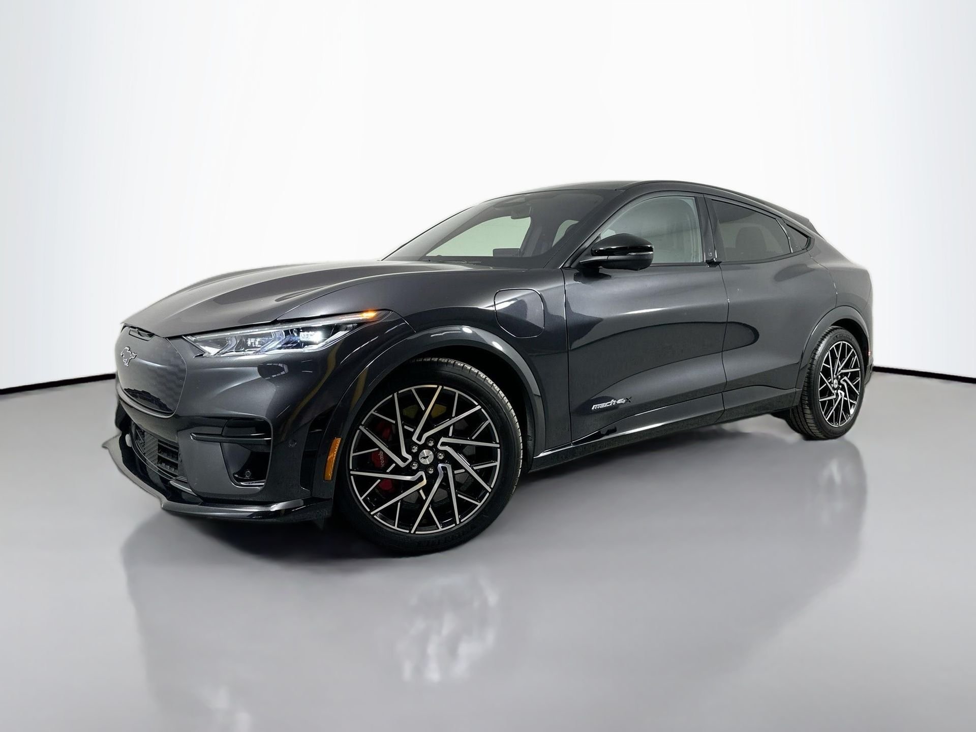 2022 Ford Mustang-Mach-e GT's photo