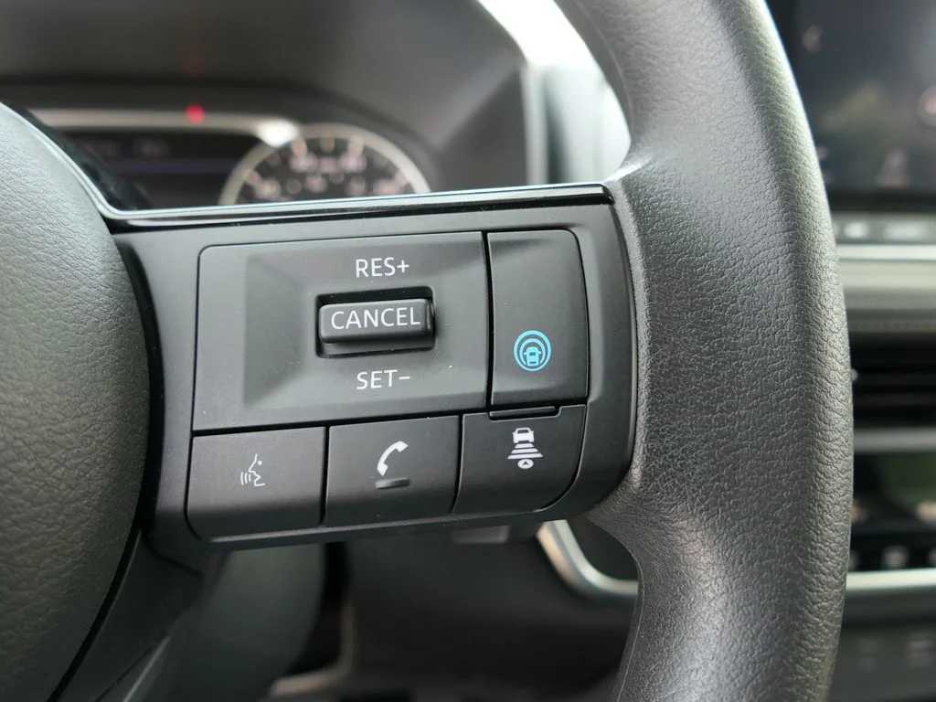Used 2023 Blue Nissan SV image 15