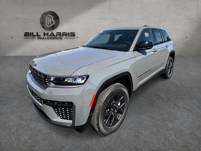 2027 Jeep Grand Cherokee Laredo Altitude