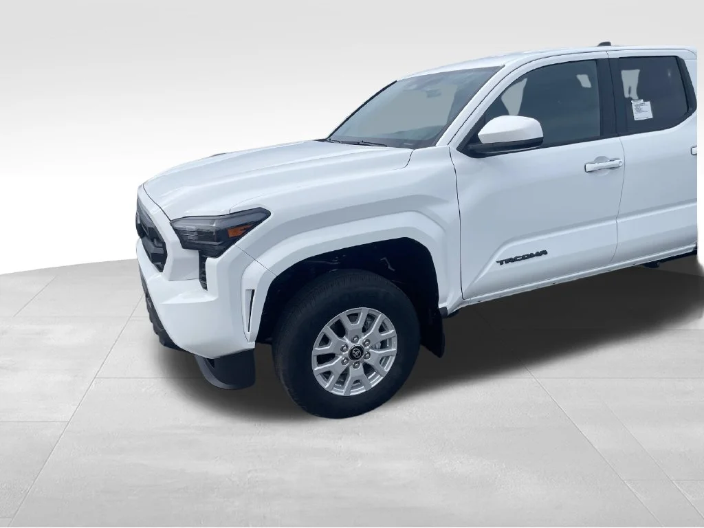 New 2026 Ice Cap Toyota  SR5 image 2
