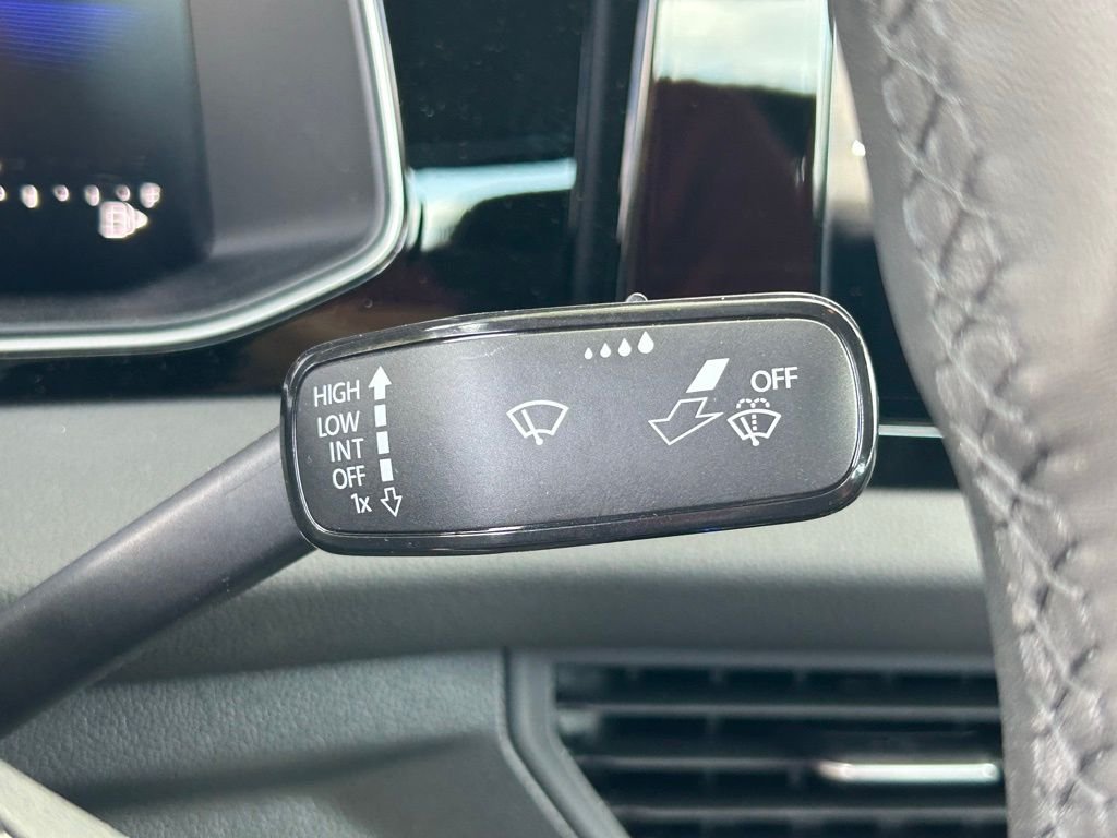 New 2026 Silver Volkswagen 1.5T Sport image 24