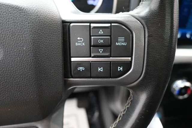 Certified Used 2023 Avalanche Ford XLT image 14