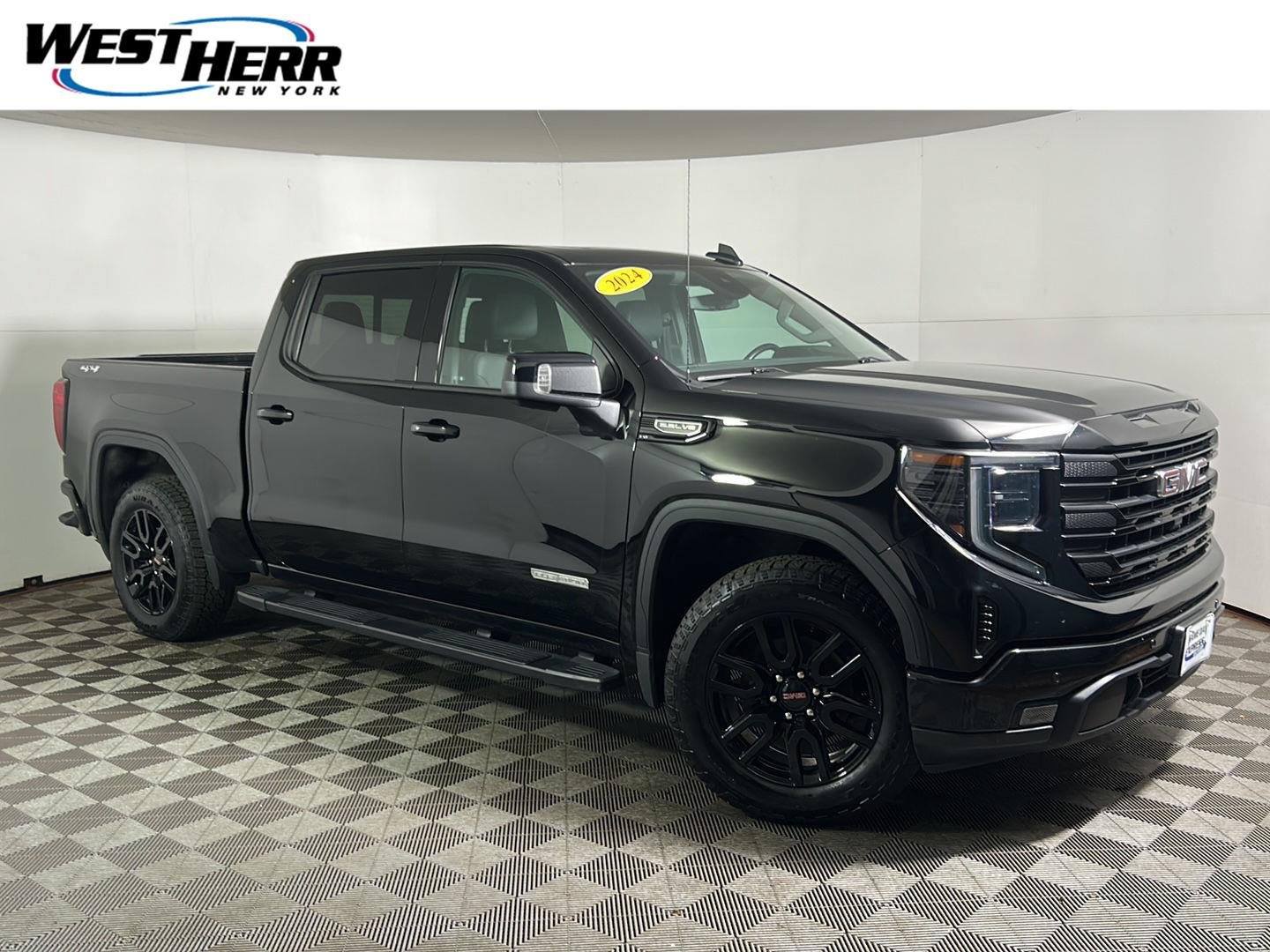 Used 2024 Onyx Black GMC Elevation image 1