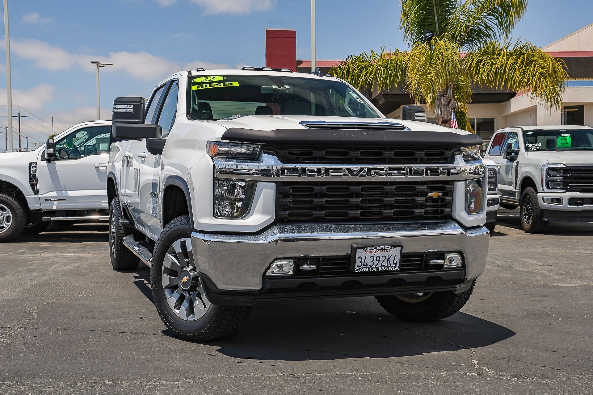 Used 2022 White Chevrolet LT image 1