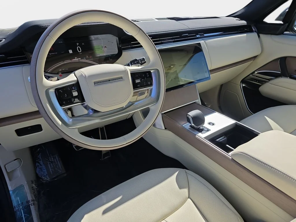 New 2026 Varesine Blue LAND ROVER SE image 16
