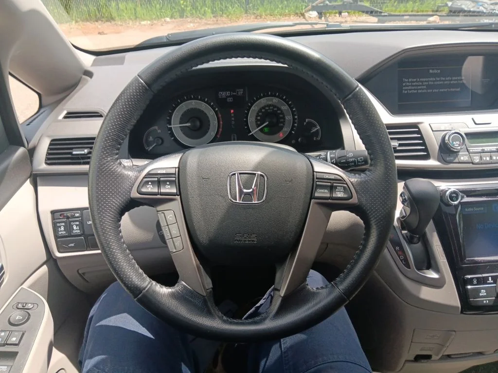 Used 2016 Modern Steel Metallic Honda EX-L image 18