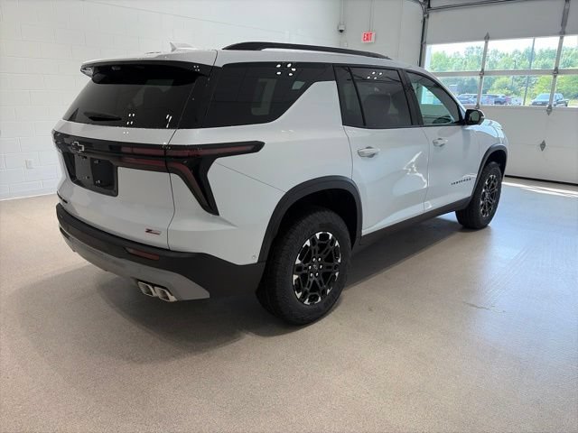 2027 Chevrolet Traverse Z71 - Photo 6