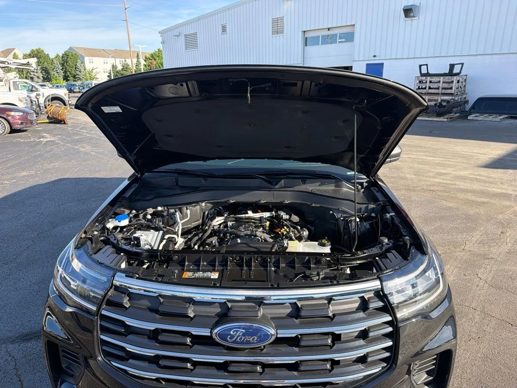 Used 2025 Black Ford Active image 36