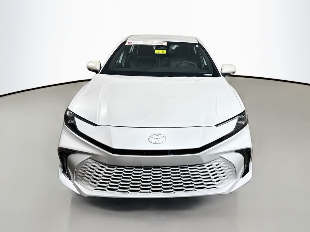 Used 2025 Wind Chill Pearl Toyota XSE image 2