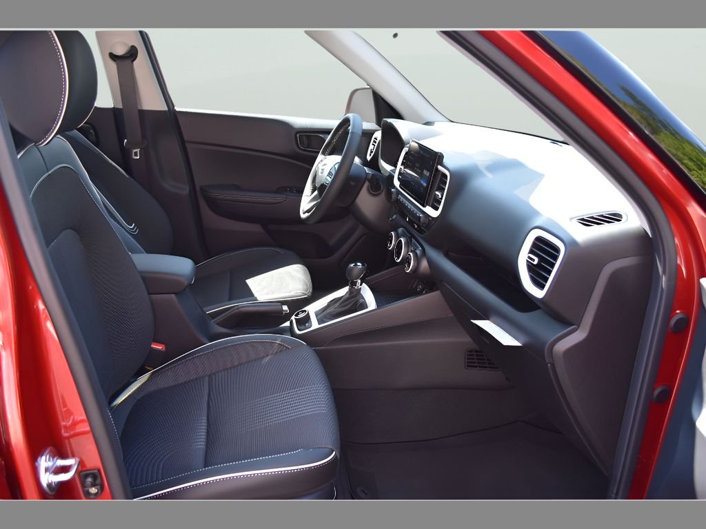 Used 2025 ULTIMATE RED Hyundai Limited image 14